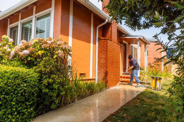 Professional Pressure Washing in Struthers, OH