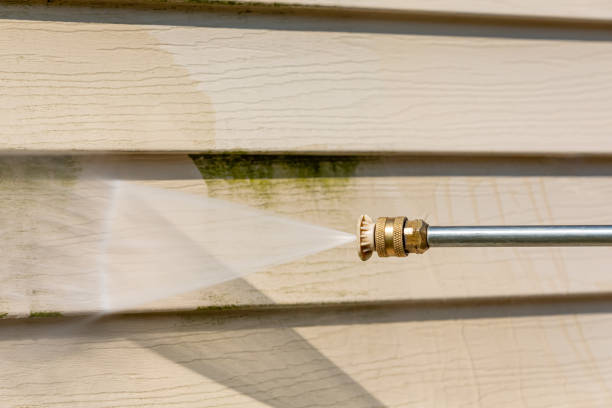 Why Choose Our Certified Pressure Washing Experts for Your Project Needs in Struthers, OH?